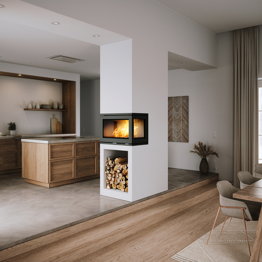 Inserto camino a legna R-500 a tre lati, installato tra cucina e sala da pranzo